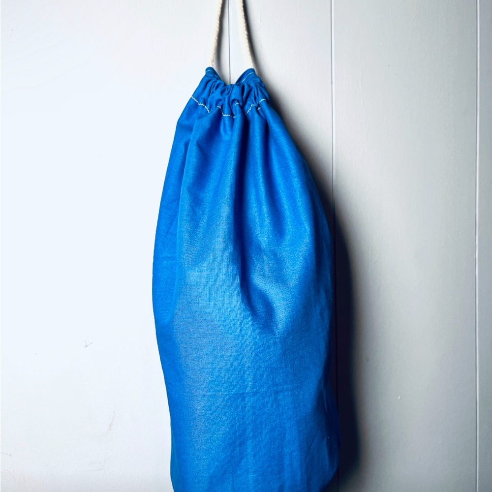 1-pc Handmade Plastic Bag / Grocery Bag Holder — Plain Blue